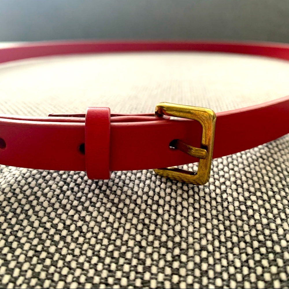 Classic thin leather belt